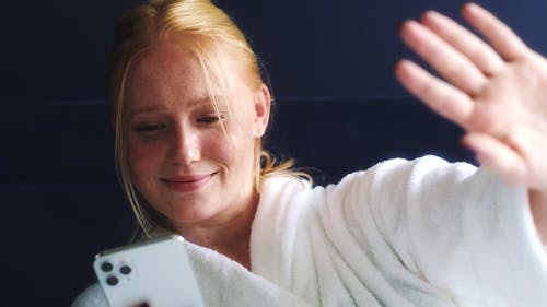 有关3C用品, 吹, 女人的免费素材视频