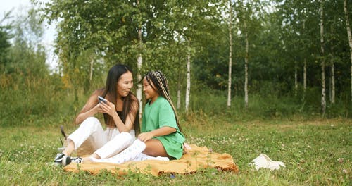 有关3C用品, 一起, 儿童的免费素材视频