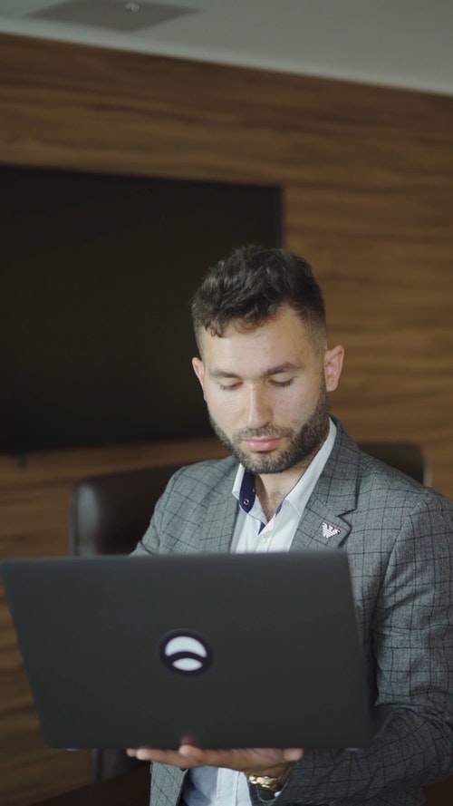 有关商人,垂直视频,工作的的免费素材视频