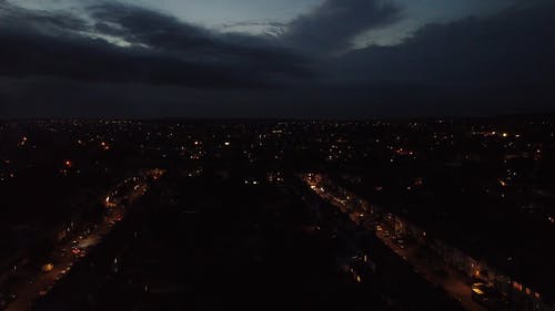 有关停放的汽车, 城市, 城市的灯光的免费素材视频