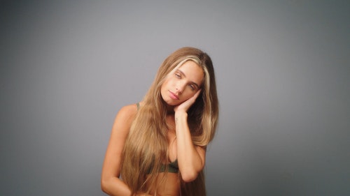 有关人,女人,工作室拍摄的免费素材视频