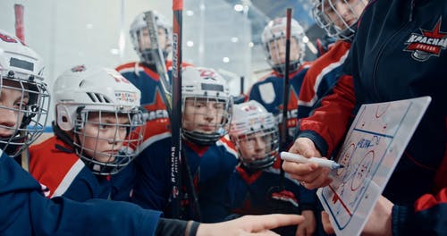 有关倾听, 儿童, 制服的免费素材视频