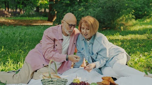 有关一起, 吃, 爱的免费素材视频