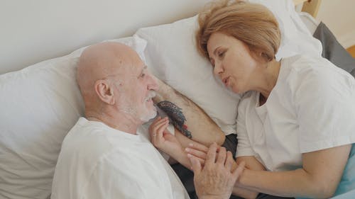 有关一对, 休息, 安慰的免费素材视频