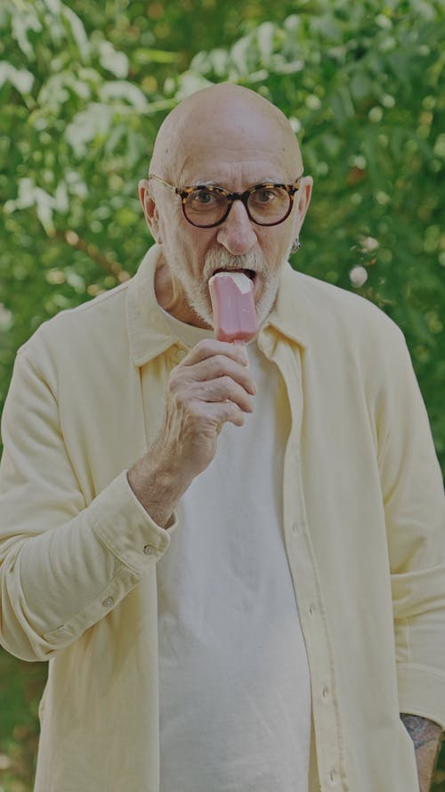 有关60岁, 冰棒, 冰淇淋的免费素材视频