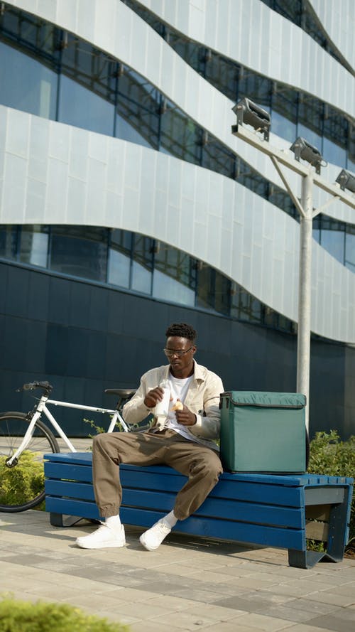 有关人, 休息, 信使的免费素材视频