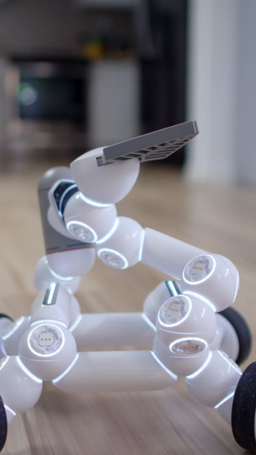 有关人工智慧, 在地上, 垂直视频的免费素材视频