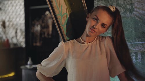 有关女性, 微笑, 拍照的免费素材视频