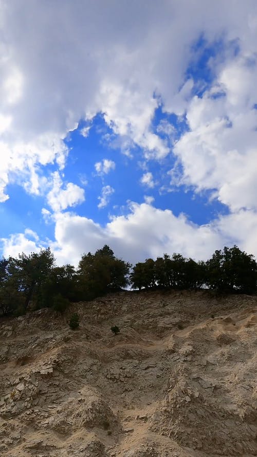 有关垂直视频, 多云的天空, 天性的免费素材视频