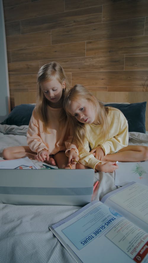 有关一起, 儿童, 在家的免费素材视频