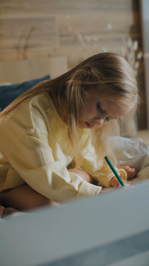 有关垂直视频, 学习, 室内的免费素材视频