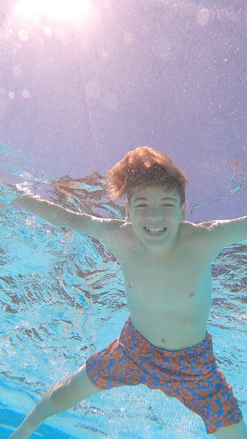 有关享受, 年轻, 水下的免费素材视频