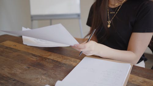 有关室内, 手, 检查的免费素材视频