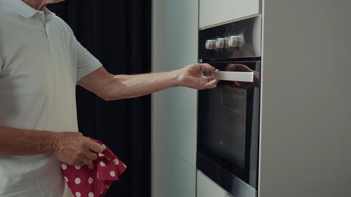 有关人, 打开, 握住的免费素材视频