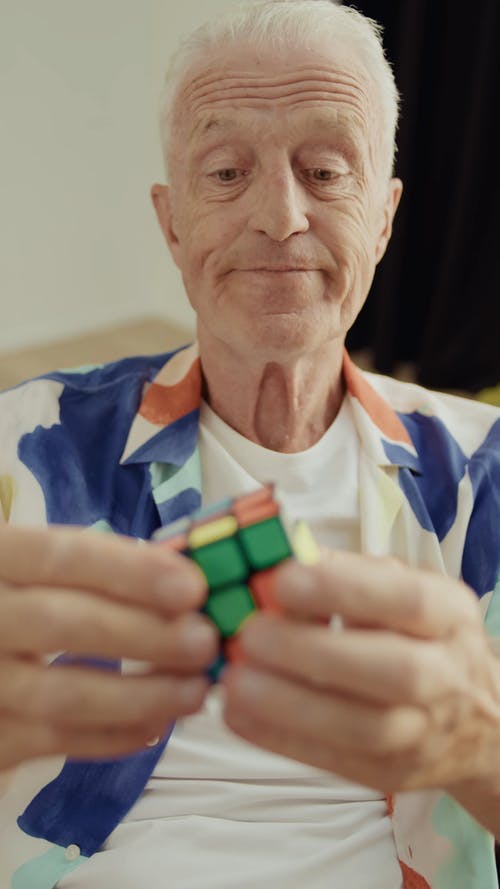 有关垂直视频, 握住, 播放的免费素材视频