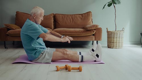 有关人, 伸展, 到达的免费素材视频