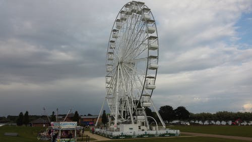 有关天空, 摩天轮, 游乐设施的免费素材视频