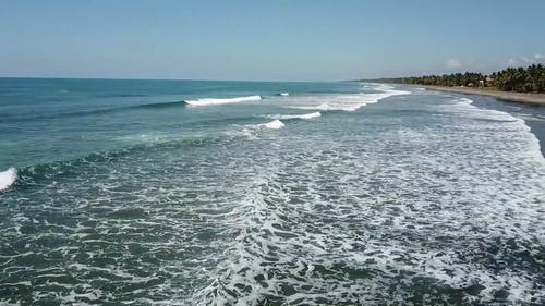 有关岸边, 水体, 波浪崩溃的免费素材视频