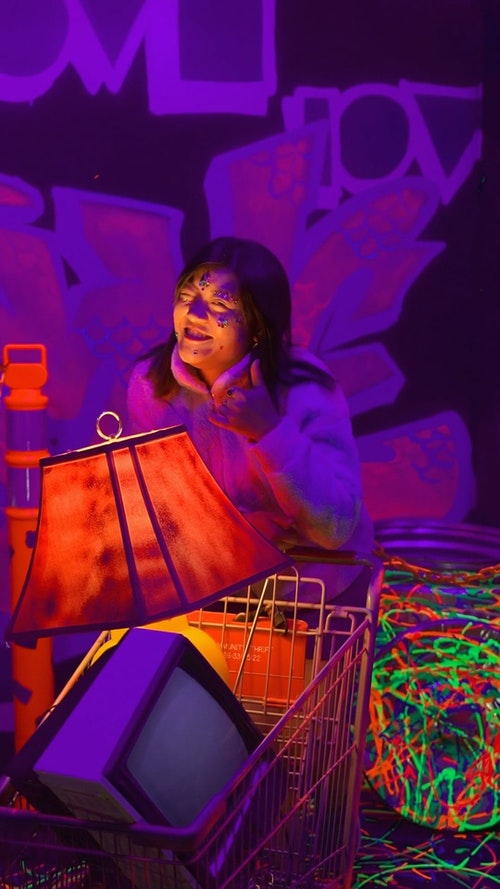 有关人,倚,垂直视频的免费素材视频