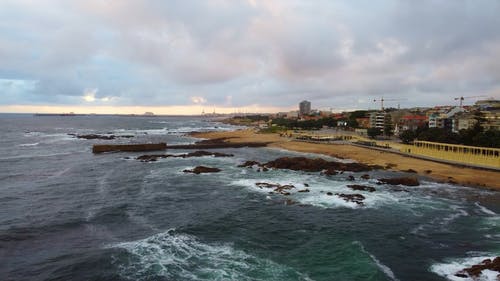 有关岩石, 波浪崩溃, 海岸的免费素材视频