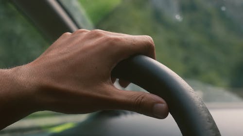 有关手, 握住, 方向盘的免费素材视频