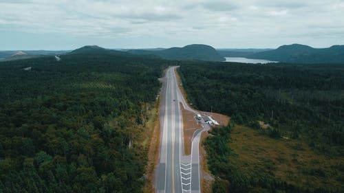 有关空中镜头, 空拍机连续镜头, 路的免费素材视频