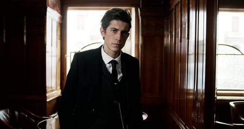 有关人, 修理, 反射的免费素材视频