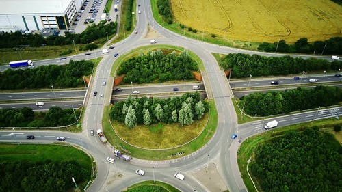 有关十字路口, 汽车, 移动的免费素材视频