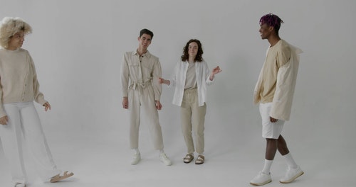 有关发型,工作室拍摄,朋友的免费素材视频