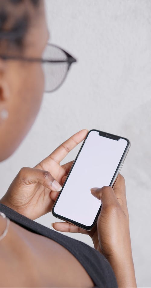 有关3C用品, 垂直视频, 手的免费素材视频