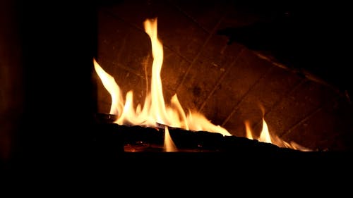 有关人的手, 原本, 壁炉的免费素材视频