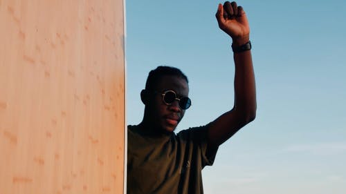 有关举手, 举起手臂, 人的免费素材视频