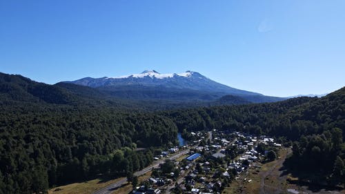 有关城镇, 大雪覆盖, 峰的免费素材视频