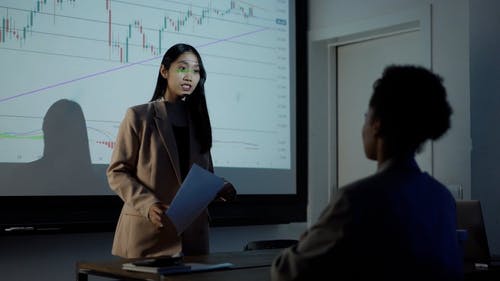 有关分析, 商量, 团队合作的免费素材视频