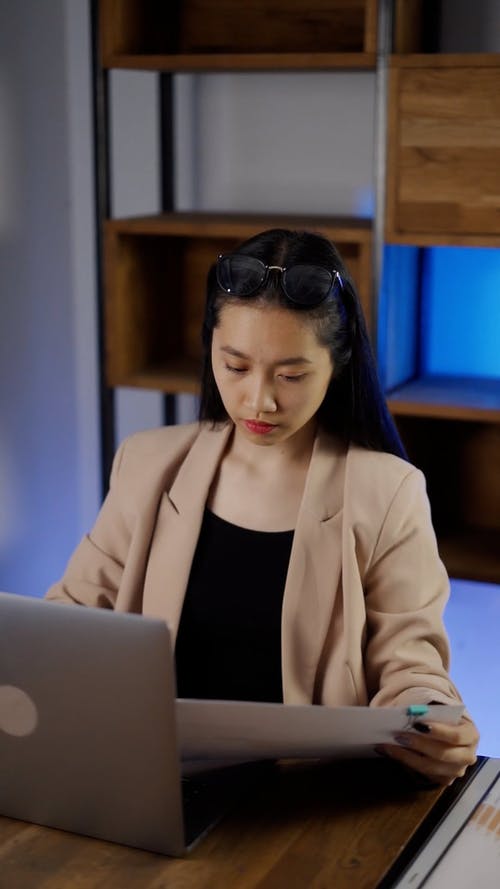 有关雇员, 商业, 垂直视频的免费素材视频