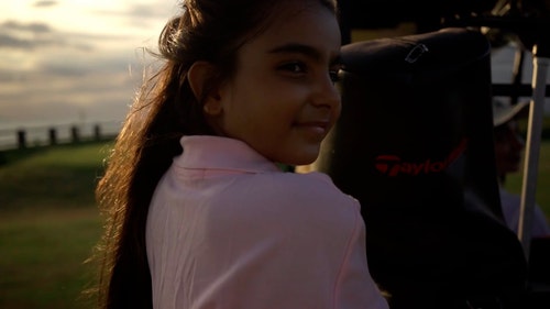 有关儿童,多风,女孩的免费素材视频