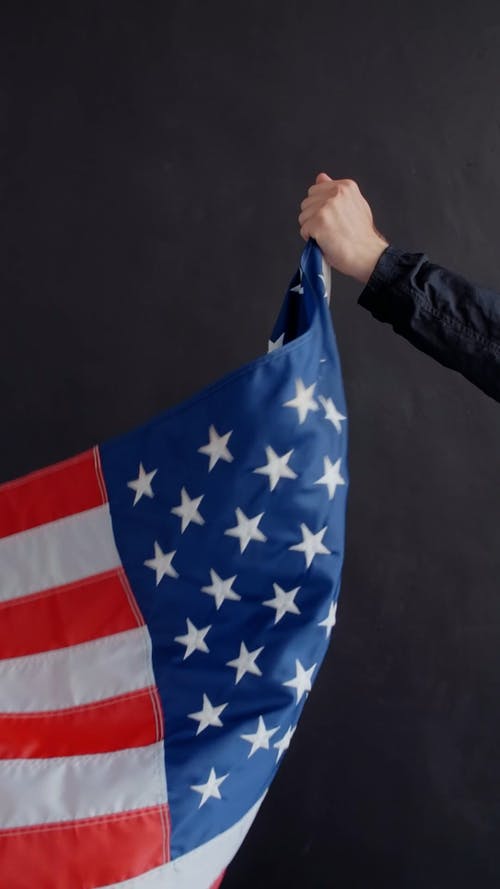 有关代码, 军人的）星章和臂章, 垂直视频的免费素材视频