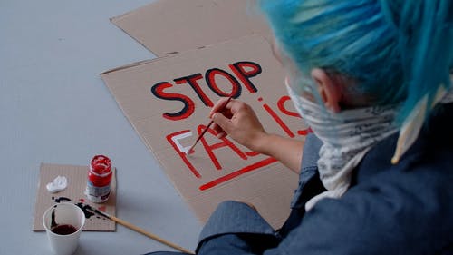 有关停止种族主义, 涂料, 写作的免费素材视频