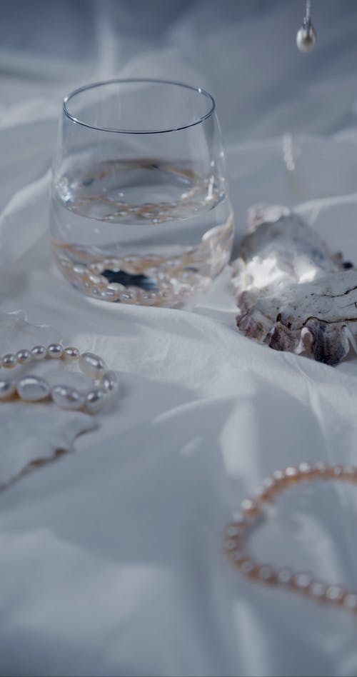 有关一杯水, 垂直视频, 把的免费素材视频