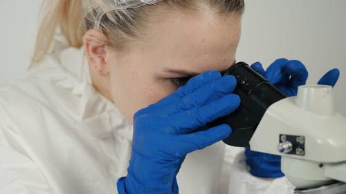 有关女人, 实验, 手套的免费素材视频