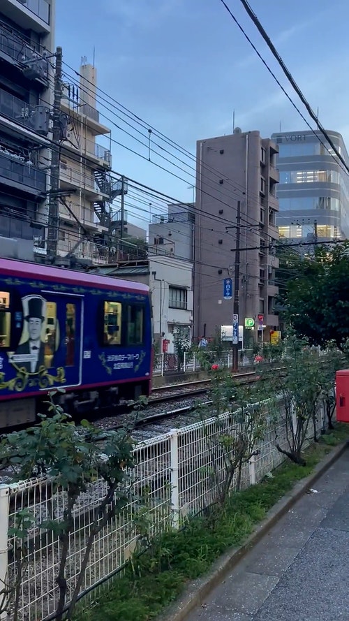 有关公共交通工具,垂直视频,城市的免费素材视频