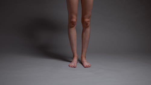 有关光滑, 站立, 腿的免费素材视频