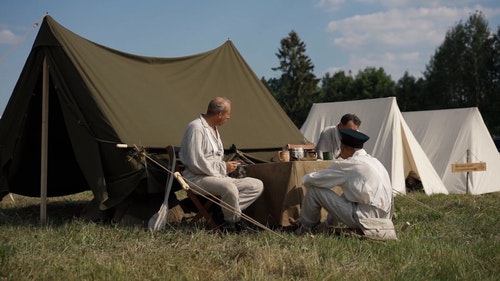有关吃,士兵,帐篷的免费素材视频
