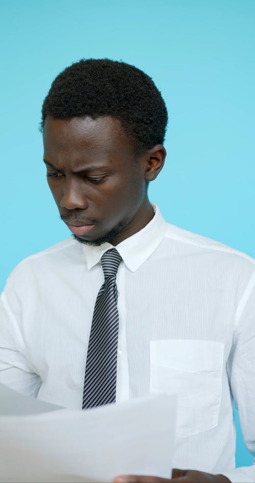 有关人, 垂直视频, 工作室拍摄的免费素材视频