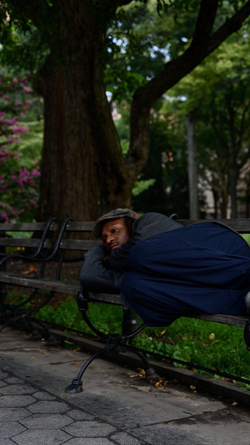 有关人, 公园, 垂直视频的免费素材视频