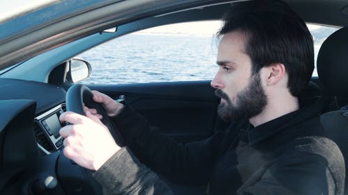 有关人, 前座, 坐的免费素材视频