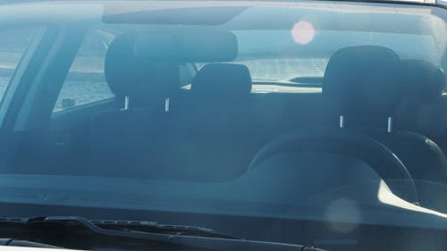 有关人, 户外, 挡风玻璃的免费素材视频