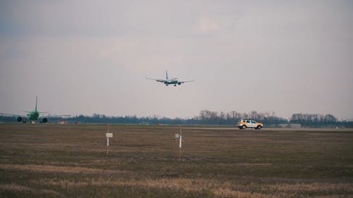 有关入境, 半空中, 天空的免费素材视频