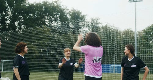 有关一起, 制服, 刺青的的免费素材视频