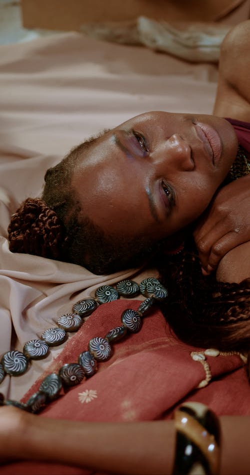 有关传统服装, 土着文化, 地板的免费素材视频